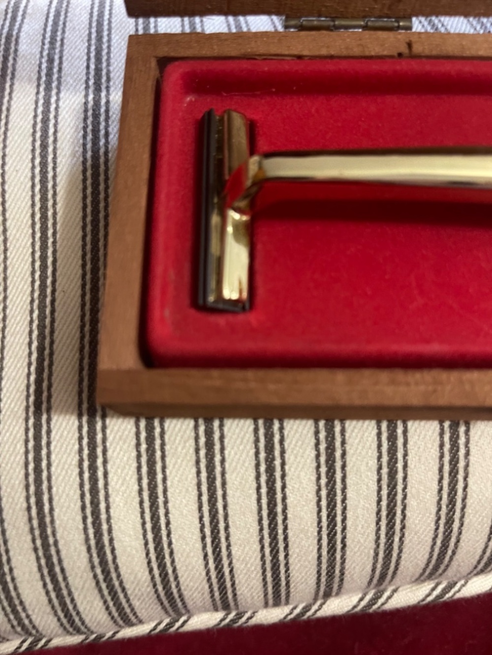 Men's Brass Razor - Picture 6 of 6
